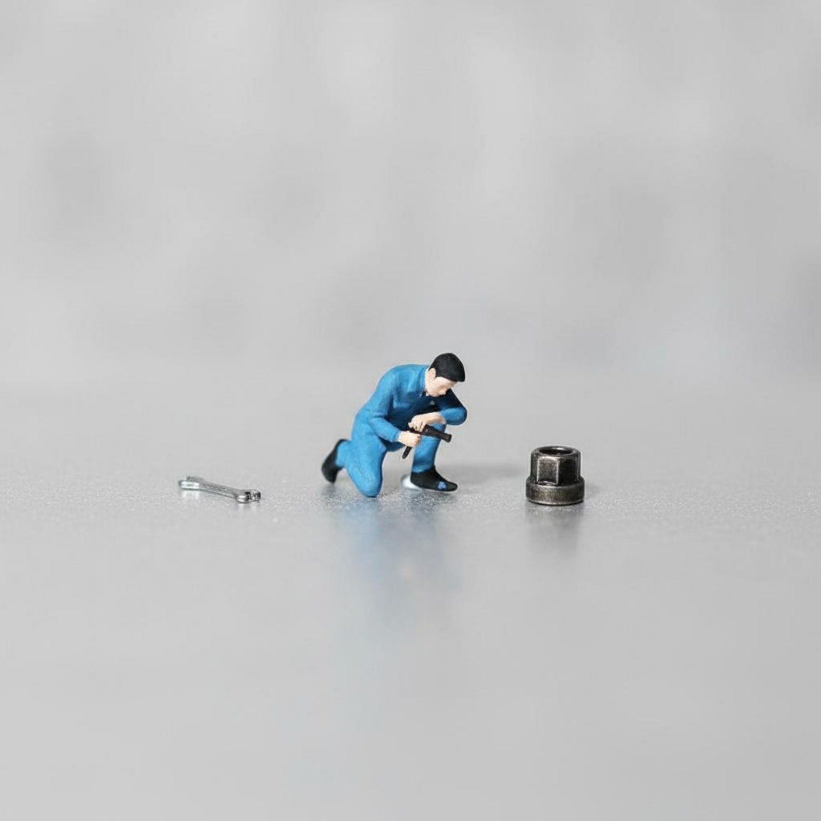 Telefonbedienende Mann-Figur a – Phone Accessories Men Bewertung und Preis